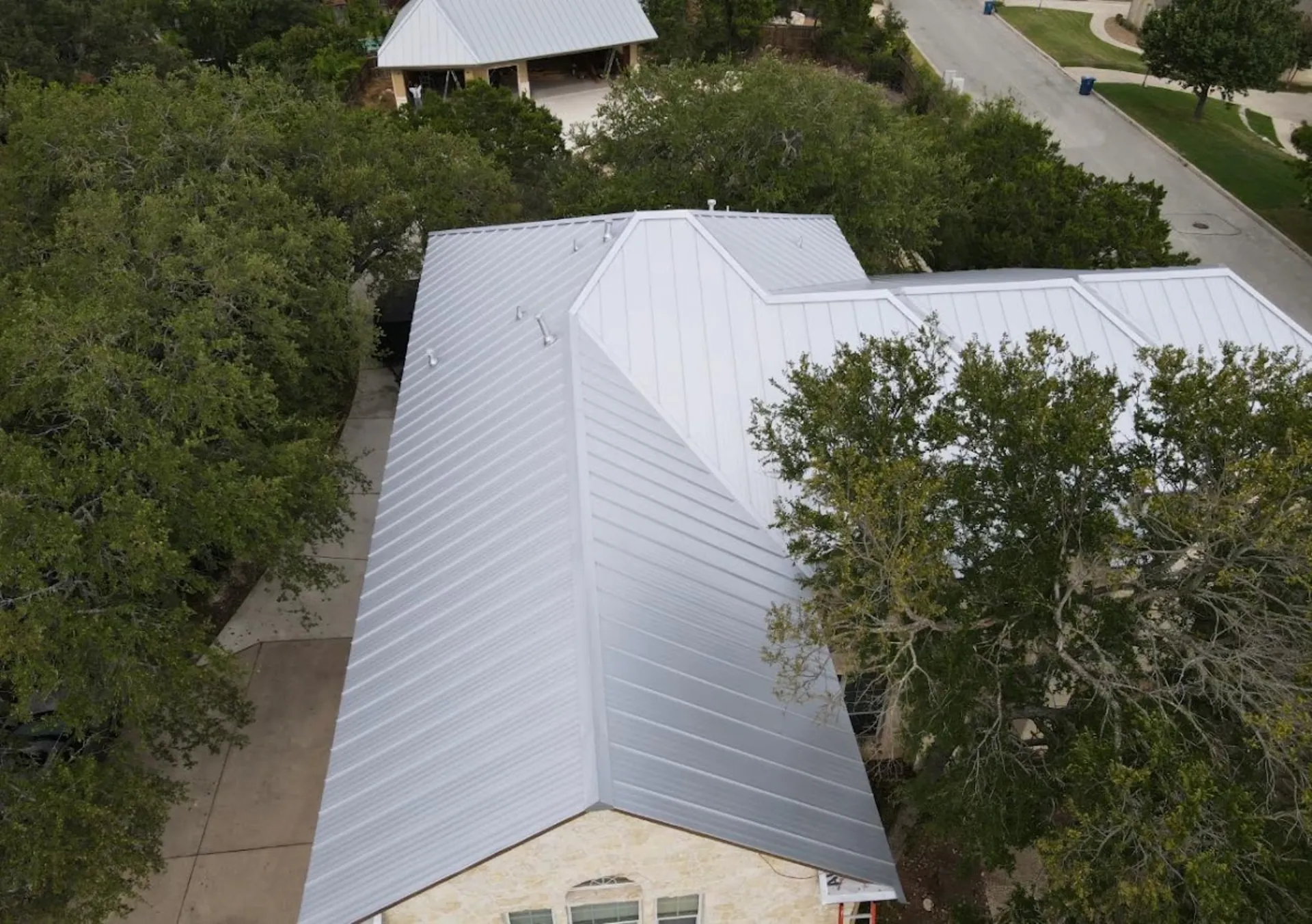 Roof Ventilation in Iowa Colony, TX